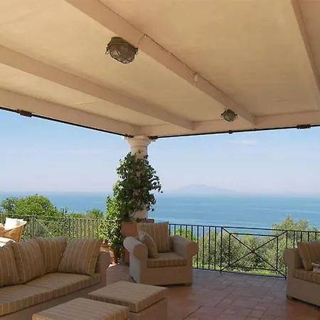 Linaro * Anacapri (Isola di Capri)