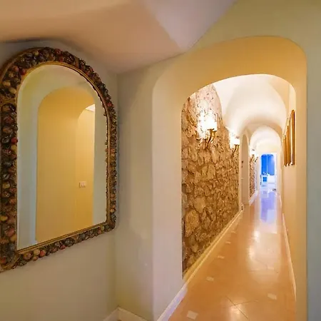 Linaro Anacapri (Isola di Capri)